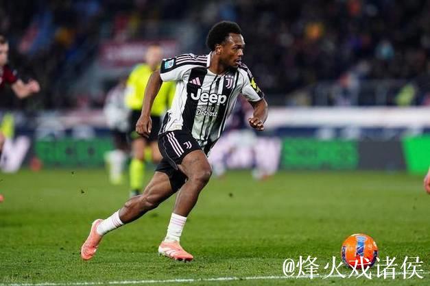 尤文战胜博洛尼亚，卡瓦尔进球，戴维进球被吹，赫格姆红牌罚下！